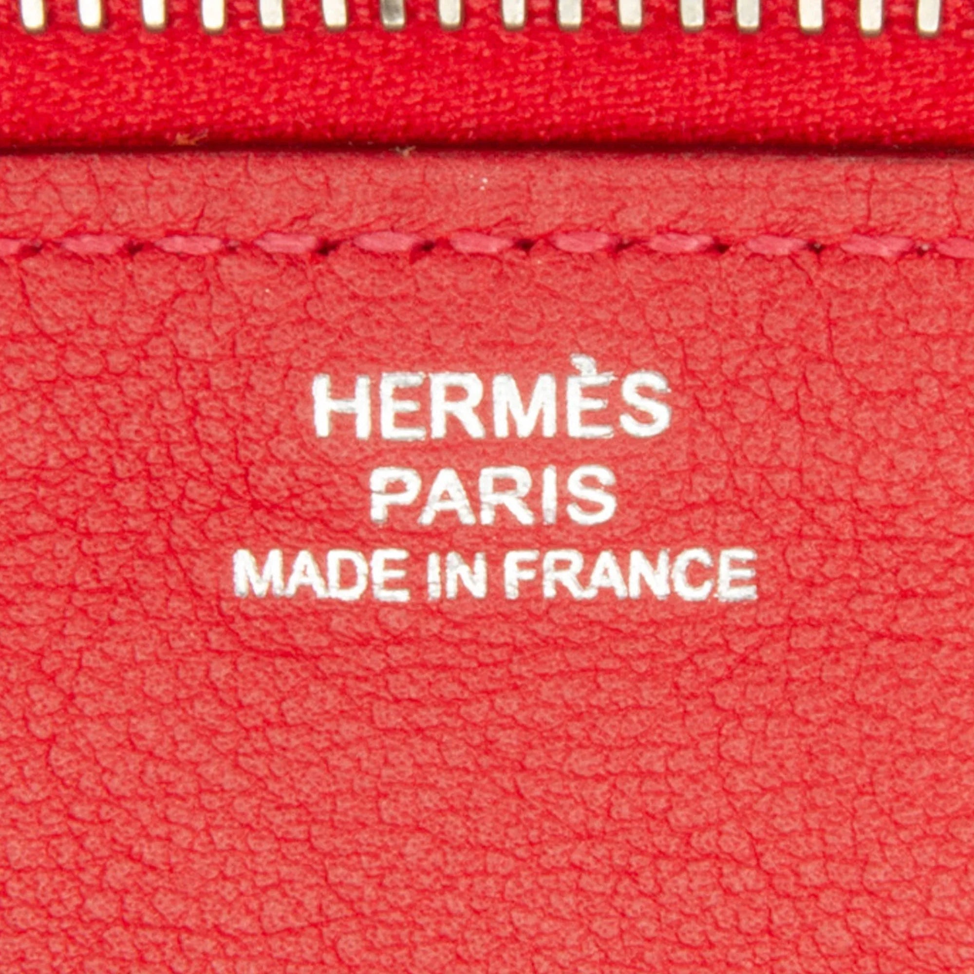 Pre-Owned Authenticated Hermès Sizewift Jige Duo Wallet Calf Leather Red Long Wallets Unisex (Good)