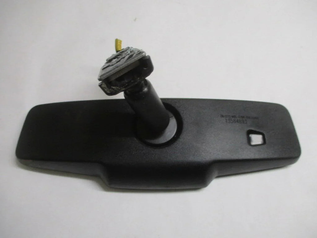 Pre-Owned Chevrolet Equinox Rear View Mirror w/Auto Dim Onstar & SizeOSize OEM LKQ (Good)