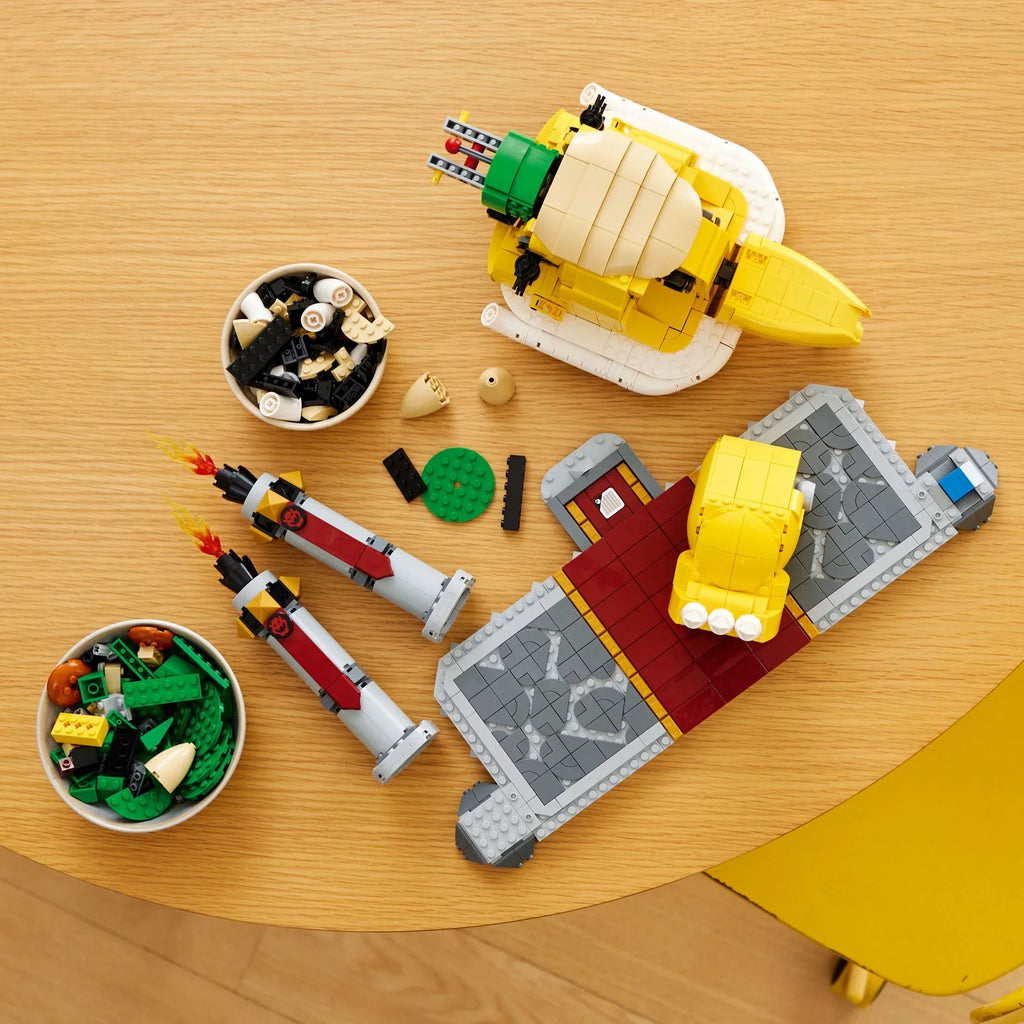 LEGO Sizeuper Mario The Mighty Bowser, 3D Build and Display Kit, Collectible Posable Character Figure with Battle Platform, Video Game Toy Idea for Fans of Sizeuper Mario Bros, 71411