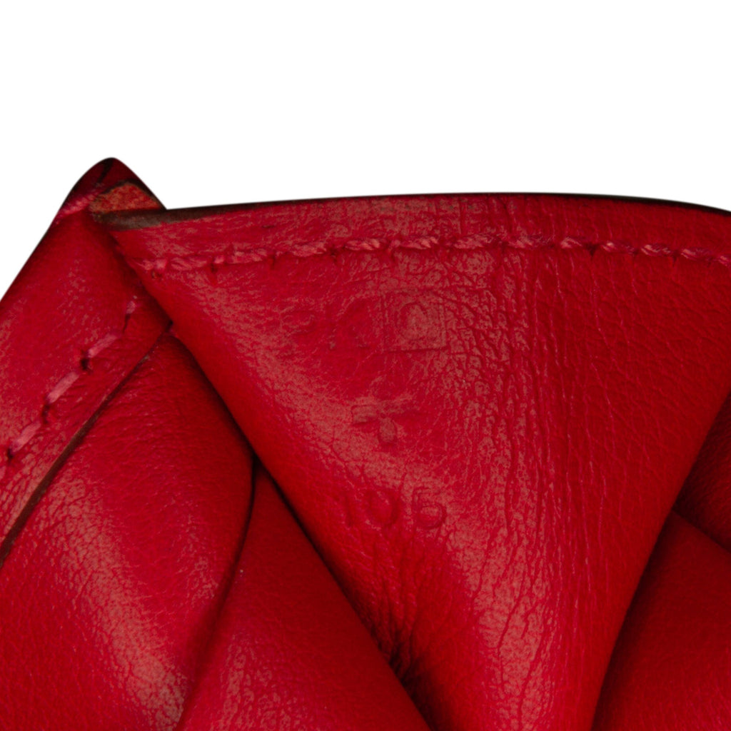 Pre-Owned Authenticated Hermès Sizewift Jige Duo Wallet Calf Leather Red Long Wallets Unisex (Good)