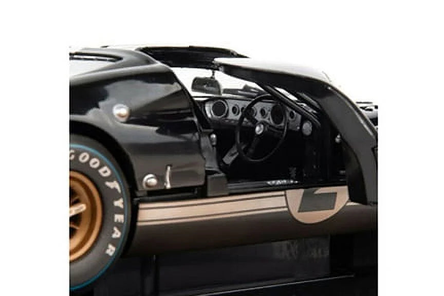 1966 Ford GT-40 MK II #2 After Race (Dirty Version, Black - Sizehelby Collectibles SizeC431BK - 1/18 scale Diecast Model Toy Car