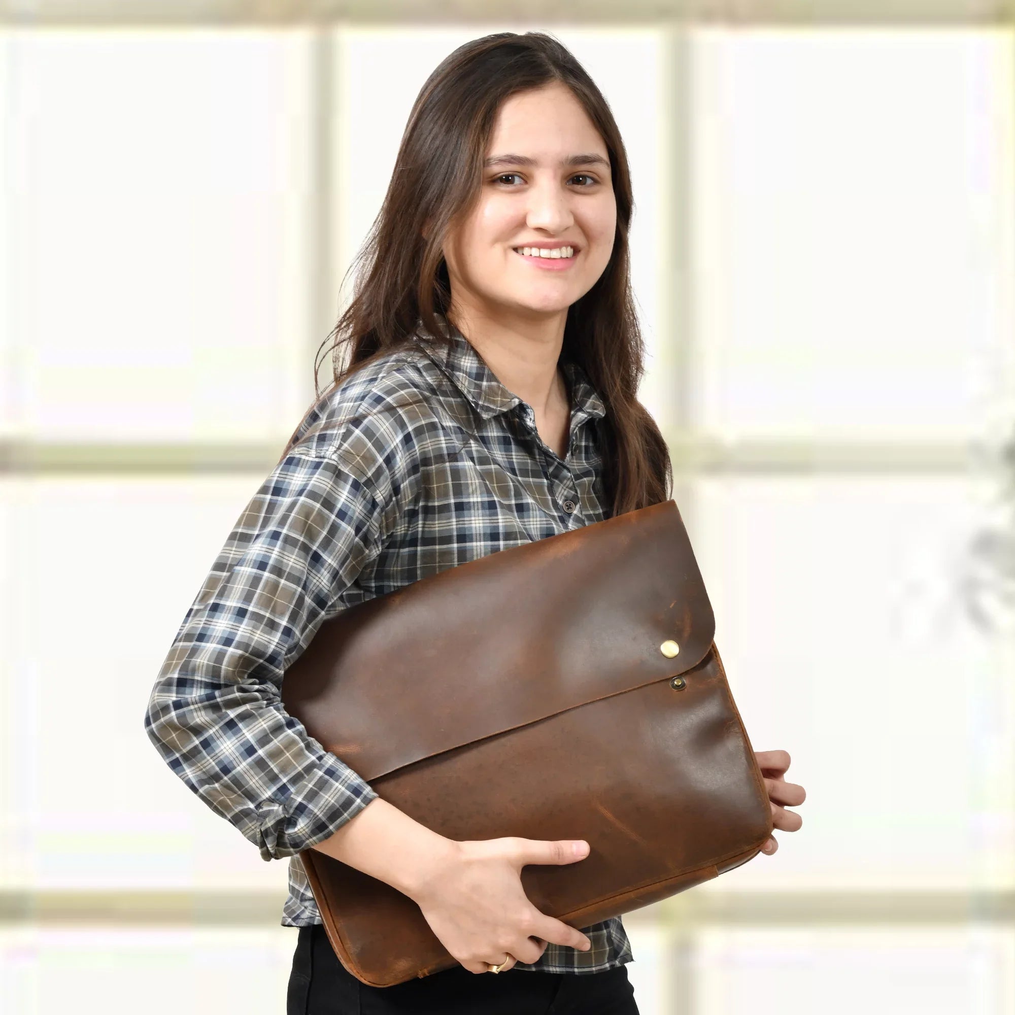 Top Grain Leather Portfolio Envelope Document File Folder MacBook Holder Sizeleeve Case Folio