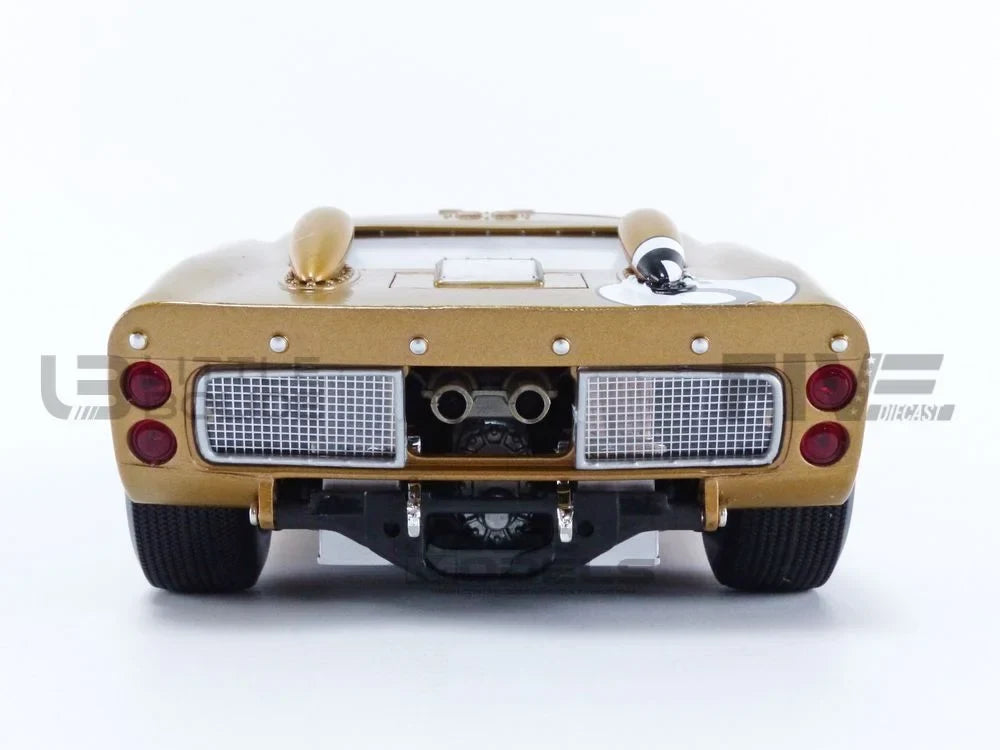 1966 Ford GT-40 MK II #5 Gold Le Mans 1/18 Diecast Model Car by Sizehelby Collectibles