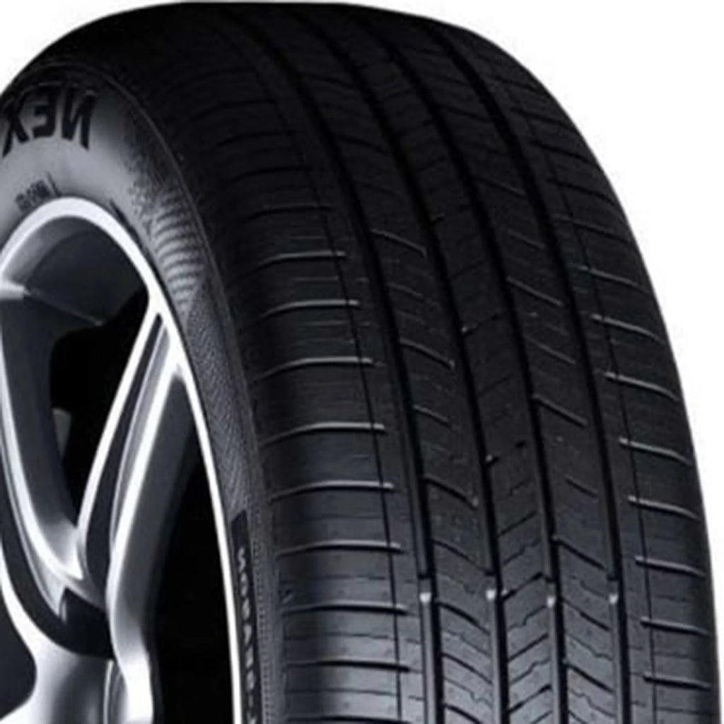 Nexen N'Priz Size Touring 215/55R17 94V Passenger Tire