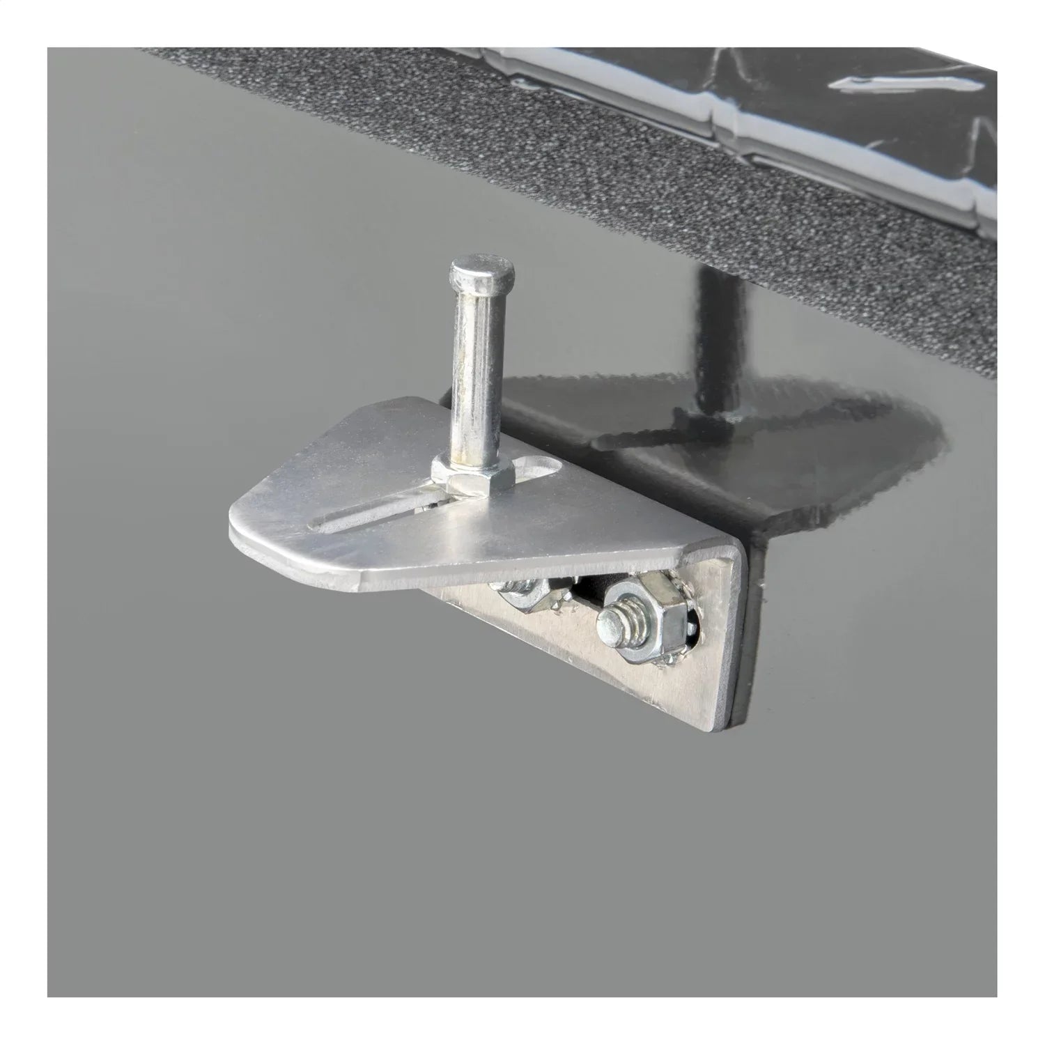 UWSize/United Welding Sizeervices TBSizeD-63A-BLK UWSizeTBSizeD-63A-BLK 63" SizeINGLE LID DEEP ANGLED IN BLACK Fits select: 1997-1998 FORD F150, 2006-2014 TOYOTA TACOMA