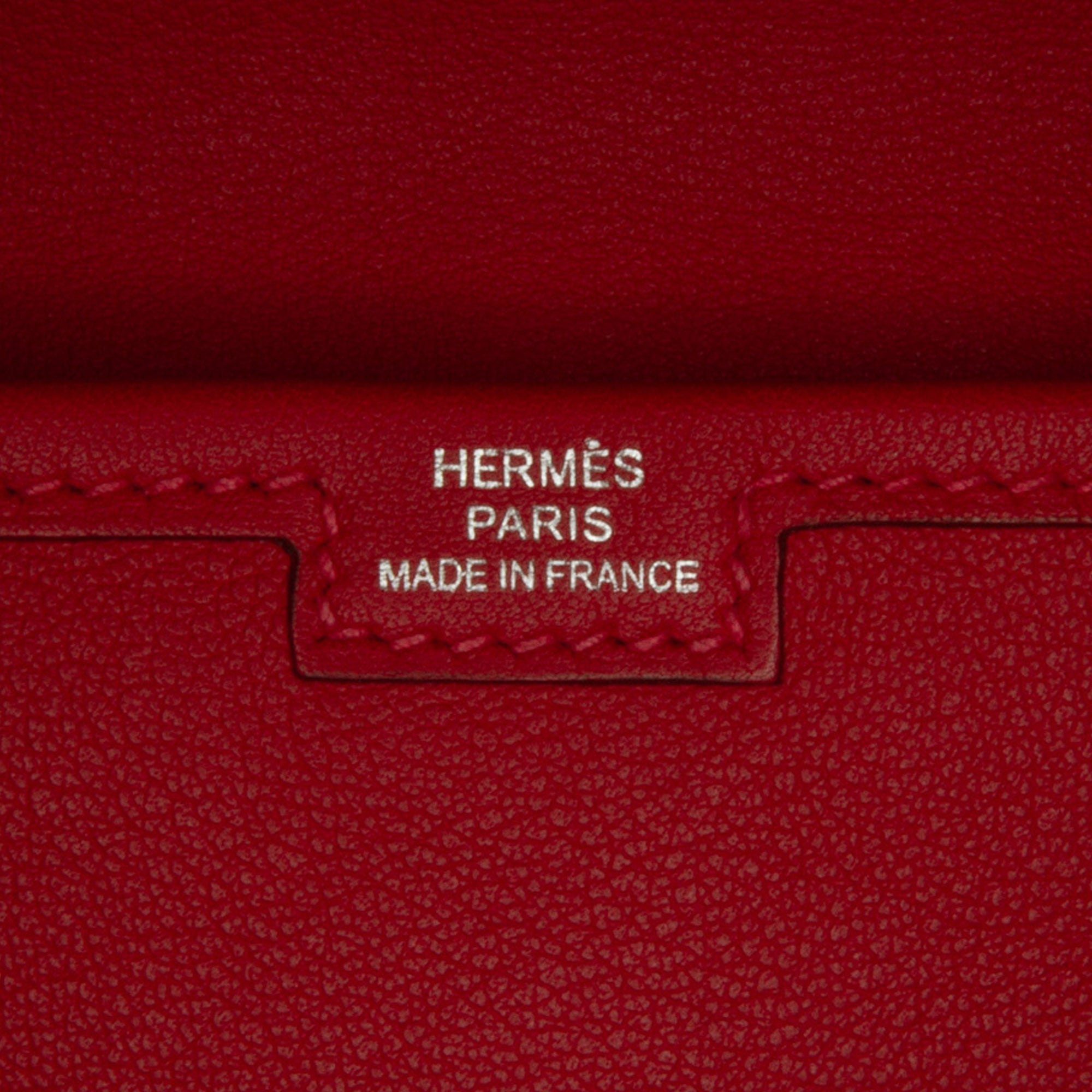 Pre-Owned Authenticated Hermès Sizewift Jige Duo Wallet Calf Leather Red Long Wallets Unisex (Good)